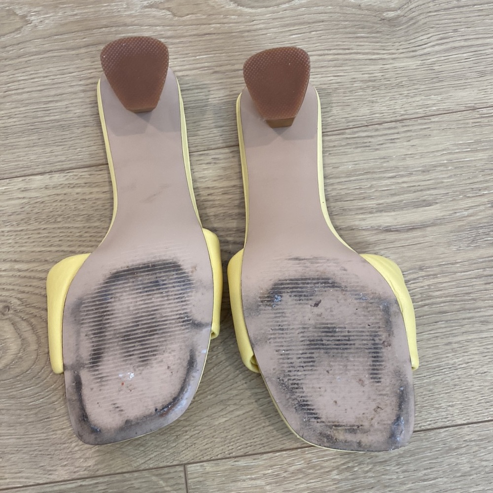 Steve Madden Yellow Saged Heeled Sandal - Picture 6 of 8